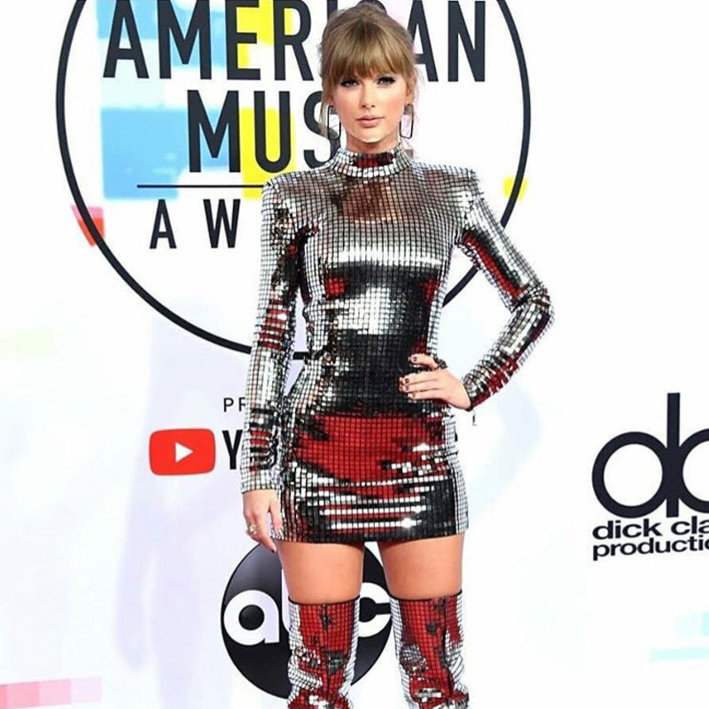 TAYLOR is Now The Most Decorated Female Artist In AMAs History