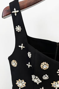 Brooch Embellished Scoopneck Gown