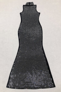 Robe longue transparente ornée de cristaux