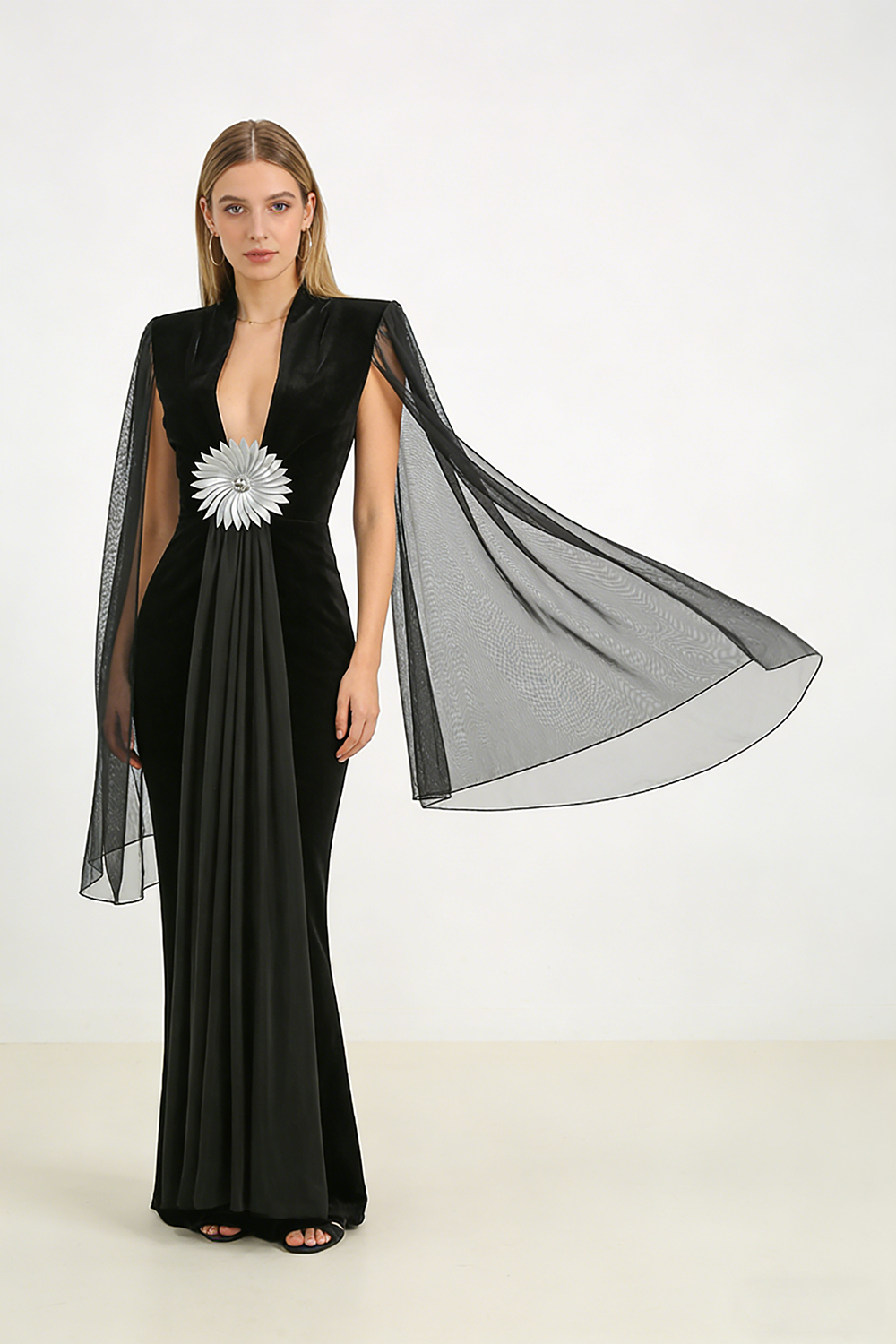 Flower Belt V-Neck Long Sleeved Gown In Black