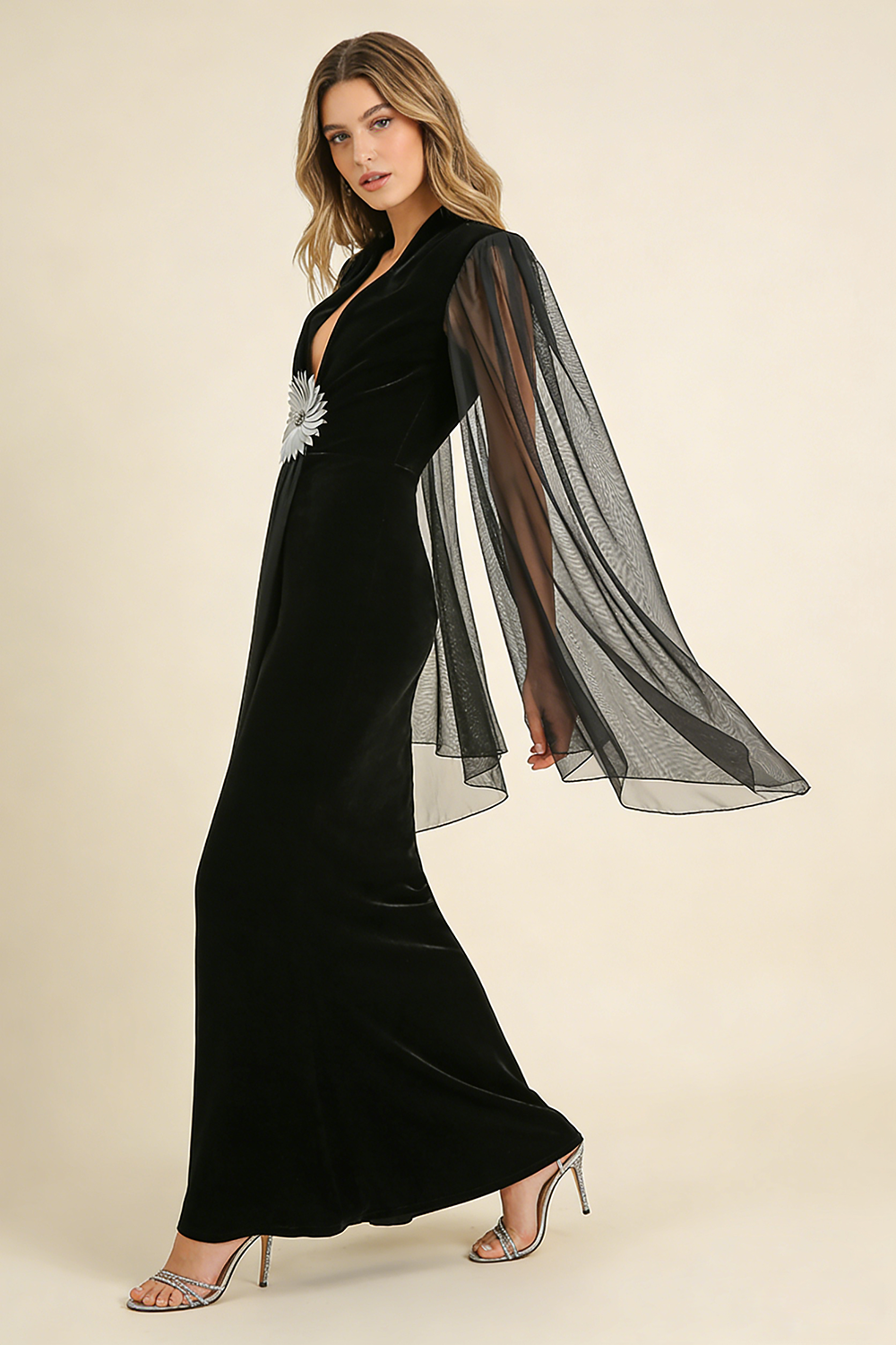 Flower Belt V-Neck Long Sleeved Gown In Black