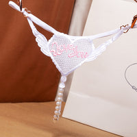 Tanga con bordado de mariposa y perlas para dama