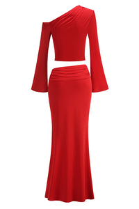 Falda larga asimétrica con un hombro al descubierto