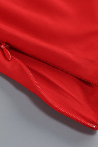 Falda larga asimétrica con un hombro al descubierto