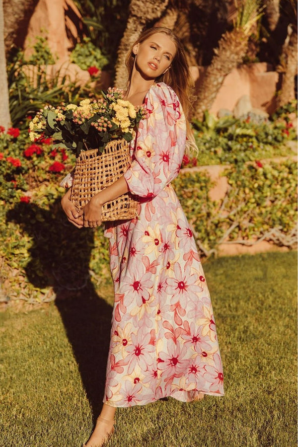 Vestido playero con estampado floral y mangas abullonadas