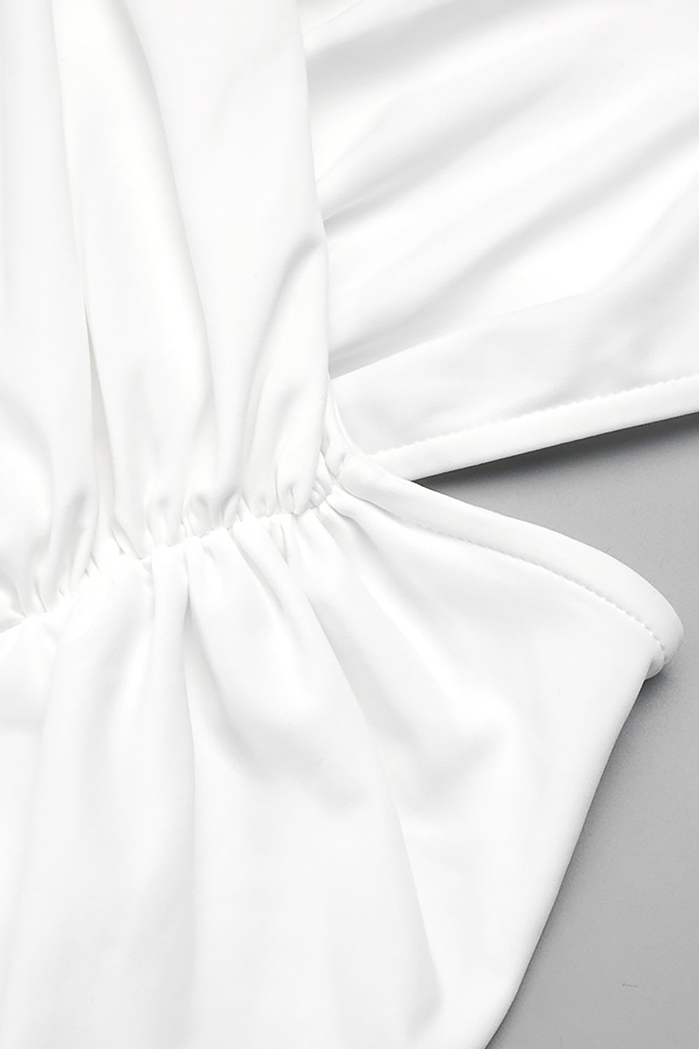 Robe en jersey à détail de broche Phenix blanche pour femmes