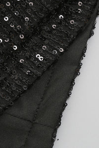 Minivestido drapeado drapeado con pliegues y lentejuelas delgadas con hombros descubiertos negro