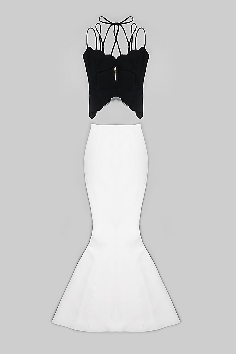 Vestido estilo bandage de sirena con aberturas de Repe en blanco y negro