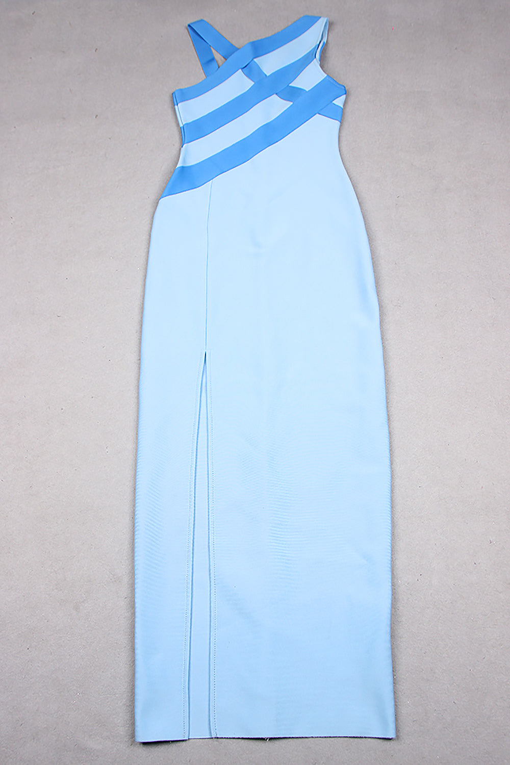 Vestido midi ajustado sin mangas con hombros caídos azul