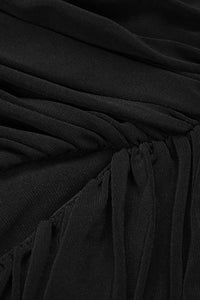 Robe noire élégante en velours sans bretelles froncée