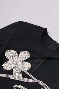Mini robe à bandes florale en cristal découpée à manches longues et col rond en noir lavande