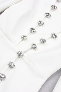 Mini robe bandage ajourée en cristal à une rangée en blanc