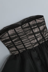 Robe bustier en tulle avec haut corset Paula Gown