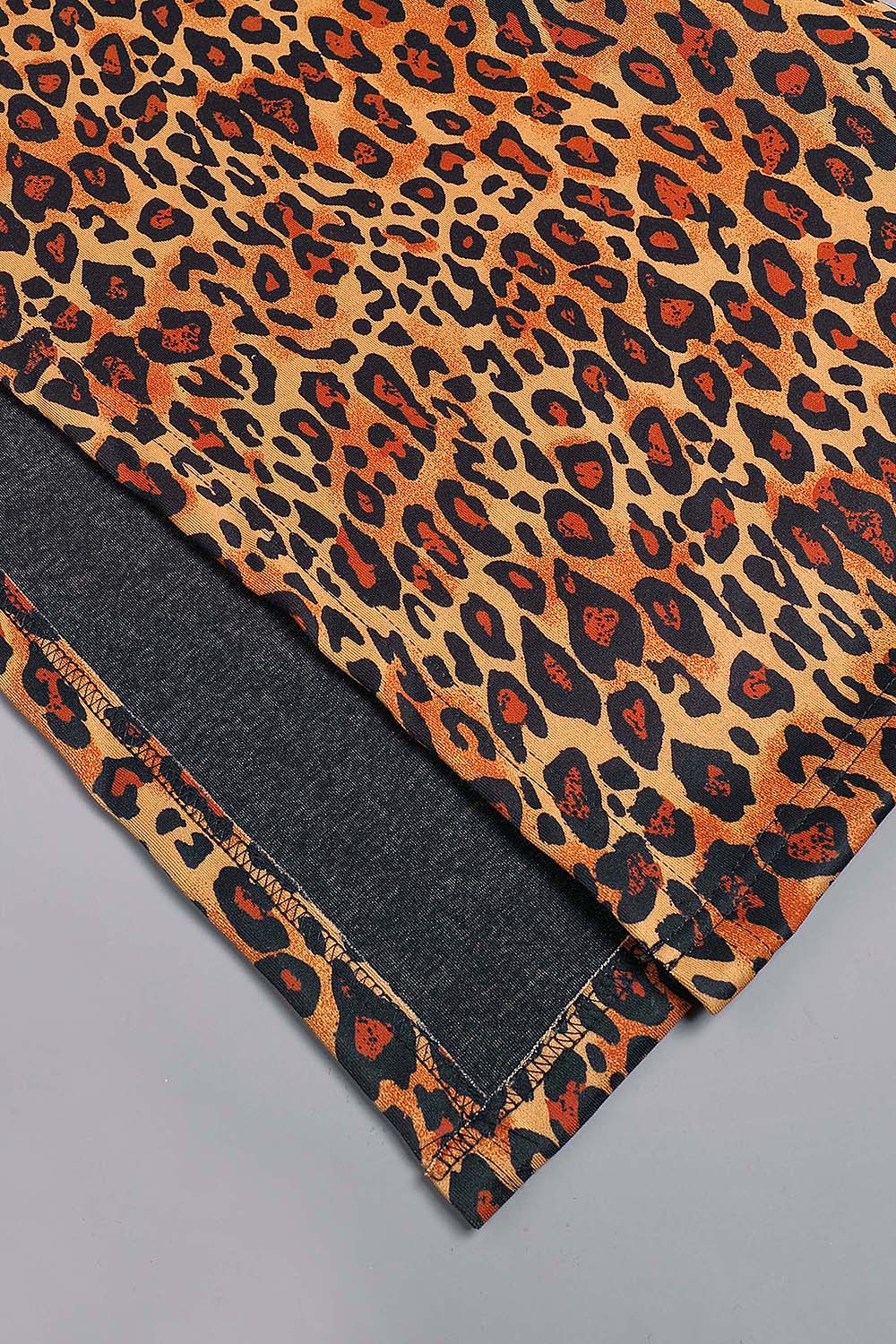 Robe longue léopard à une épaule fendue haute